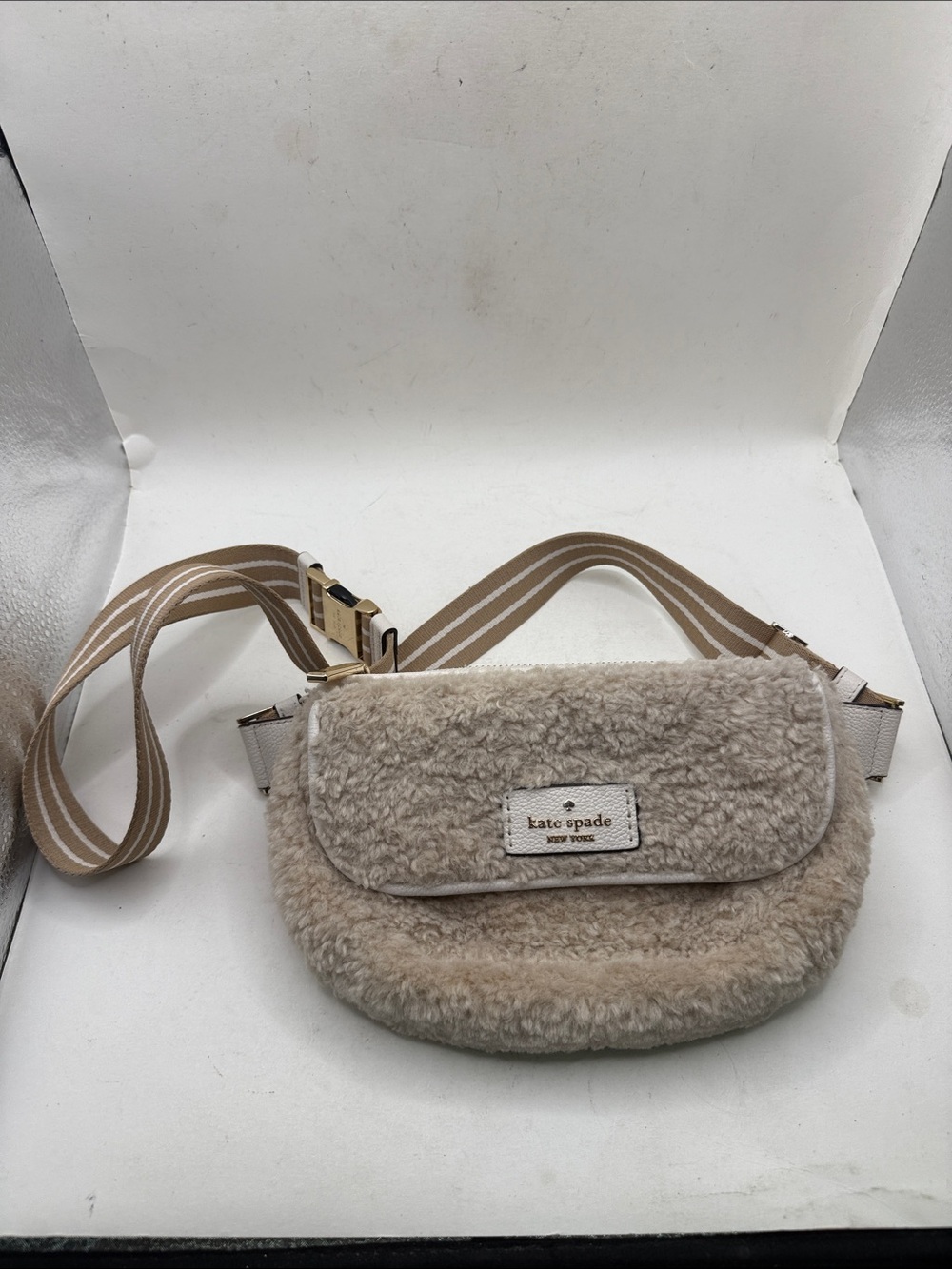 Kate Spade Rosie Faux Shearling Waist Belt Bag Fanny Pack Tan Fuzzy Furry Boho - Picture 1 of 16